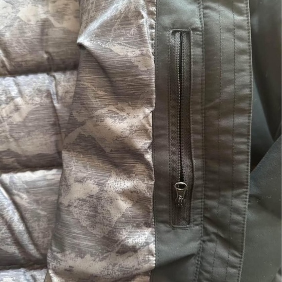 Columbia Women's Winter Challenger Jacket (Medium) - Picture 6 of 7